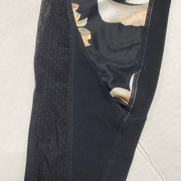 Athleta Blossom Black Floral High Waist Leggings S - Picture 8 of 8
